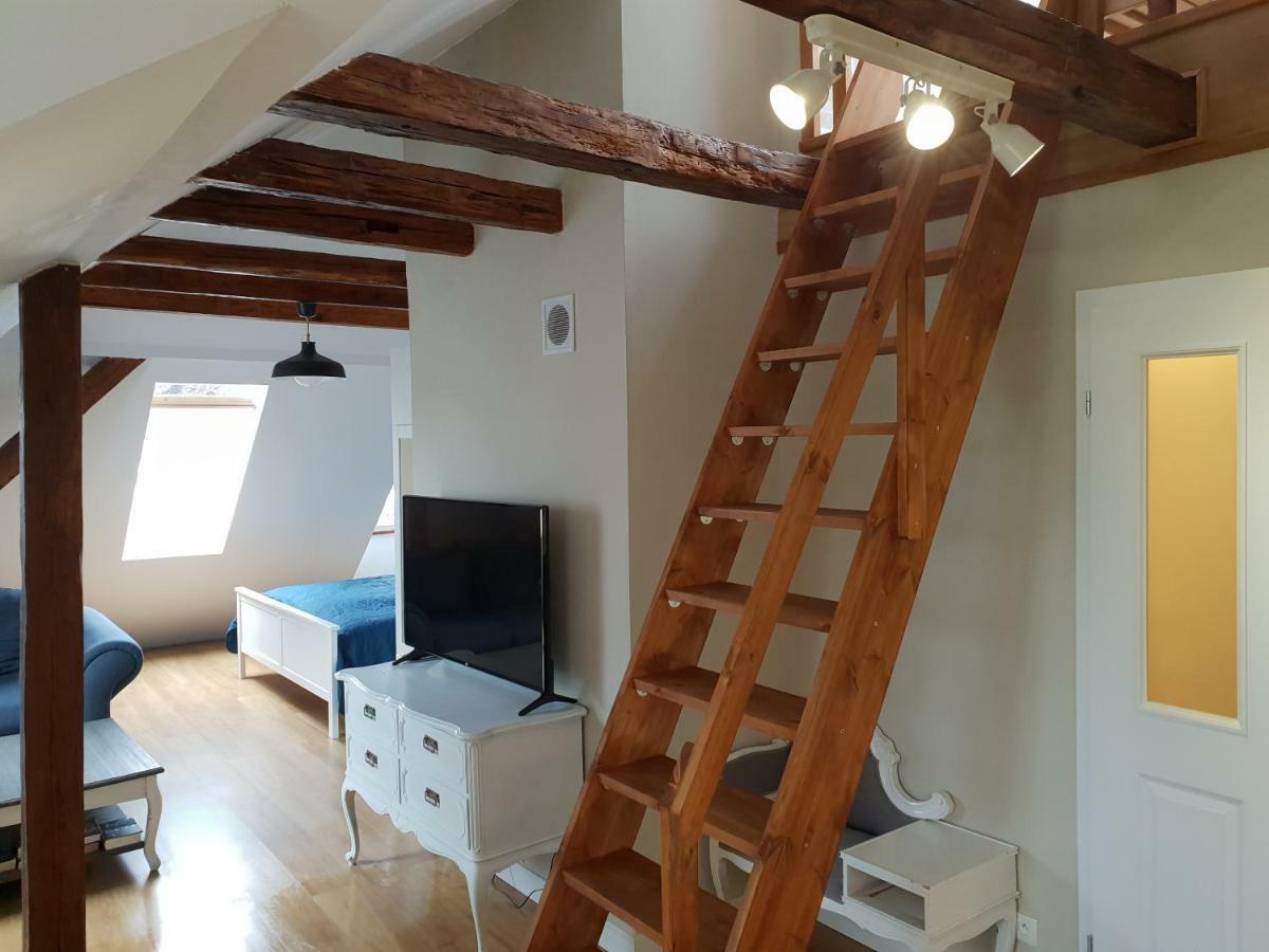 Apartamenty Deptak Цехоцинек Екстериор снимка